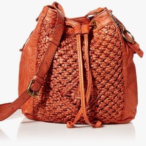 🌺New Frye Esme Leather Crossbody Bucket Bag